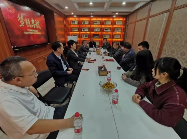 广东维庭律师事务所——中国矿业大学法学系实习基地揭牌仪式暨中国矿业大学法学系师生到所欢迎仪式