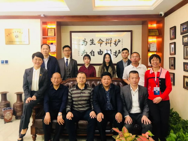 广东维庭律师事务所——中国矿业大学法学系实习基地揭牌仪式暨中国矿业大学法学系师生到所欢迎仪式