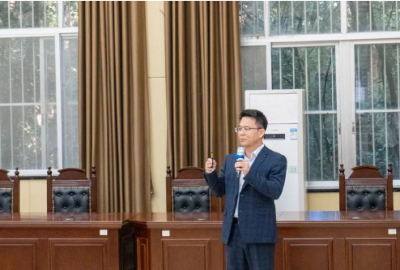 周化冰副主任受邀到广西民族大学法学院开展刑事合规法律实务讲座