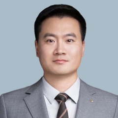 许振新-宝山区软件著作权侵权律师照片展示